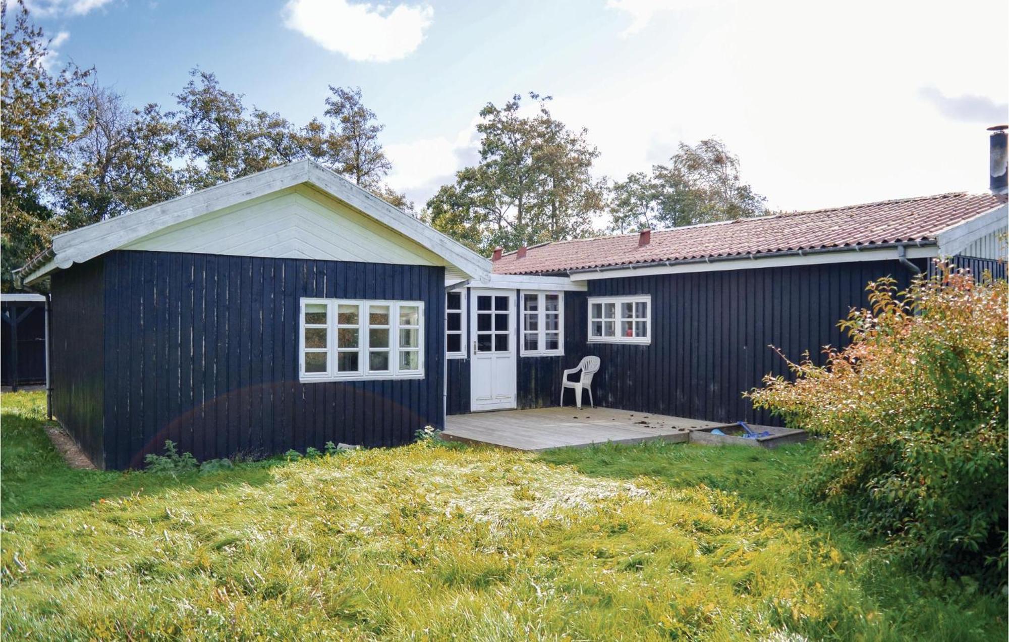Nice Home In Knebel With Kitchen Kültér fotó